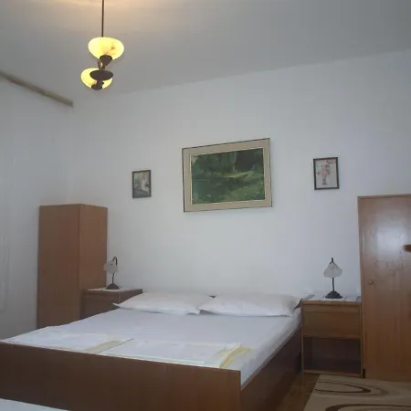 Rudo Apartman
