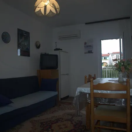 Rudo Apartman Podaca