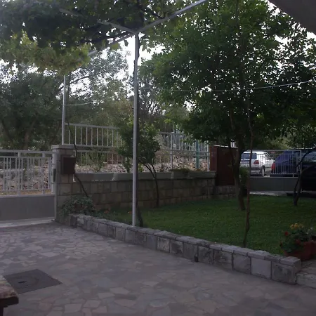 Rudo Apartman Podaca